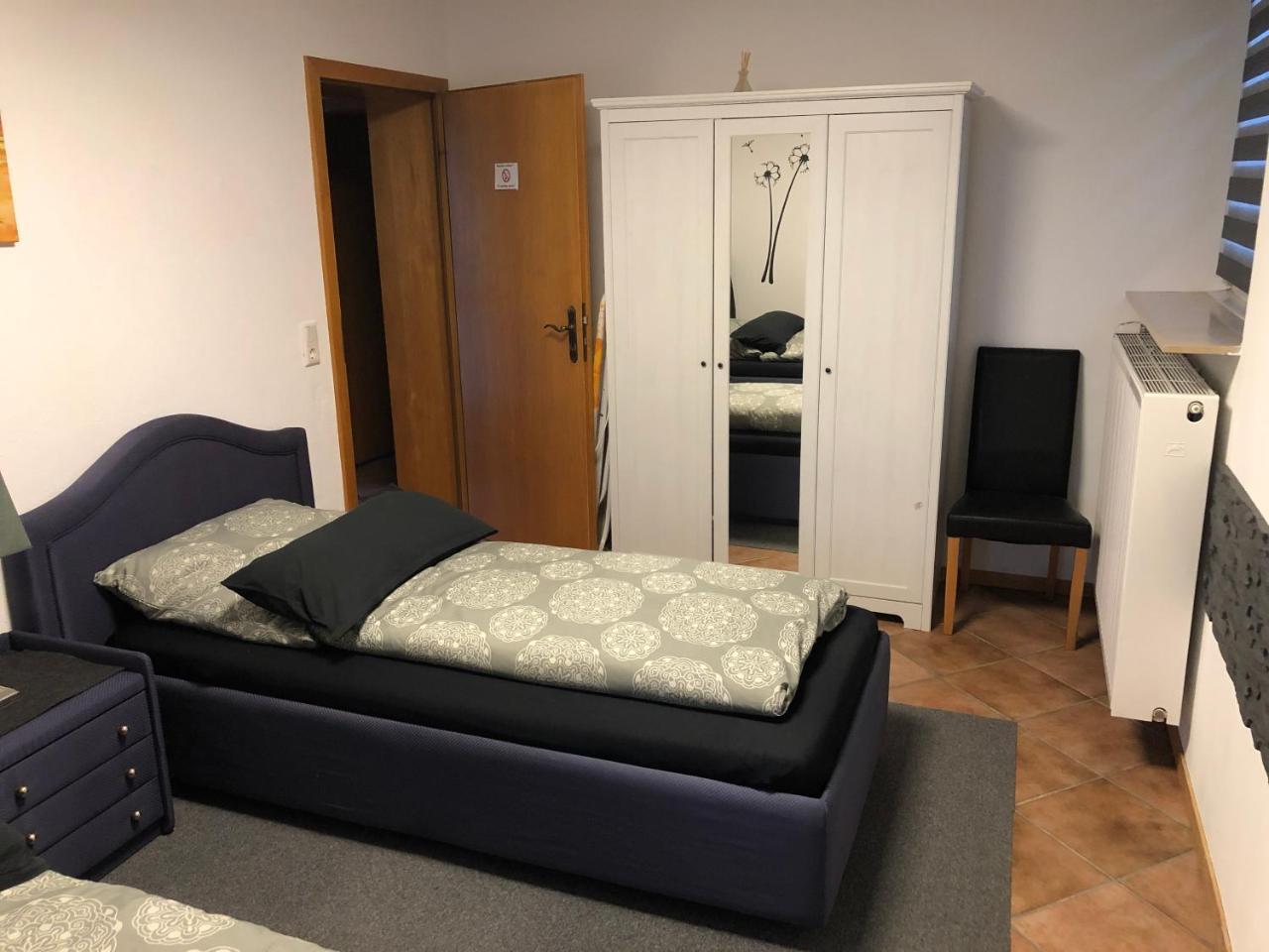 דיסלדורף Messezimmer 4U מראה חיצוני תמונה